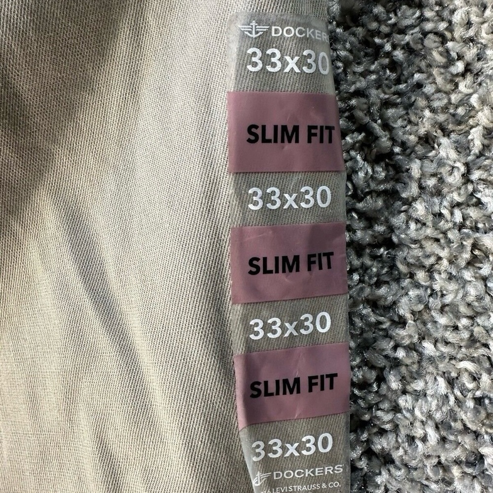 Dockers Signature Khaki Slim Fit Stretch For Performance Pants SZ 33x30 NWT - Picture 2 of 6